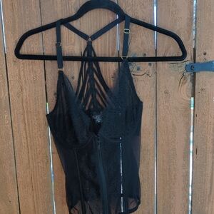 Victoria's Secret Black Lace Corset Bra with Underwire Cups Unlined
